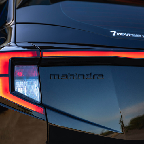 2026 Mahindra Motors XUV 3XO Black Anniversary Edition Exterior